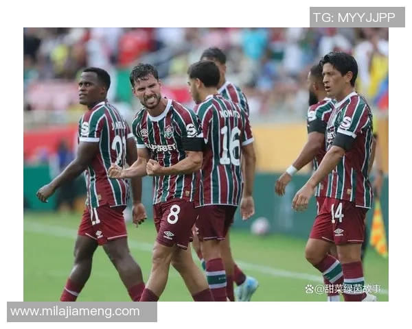 克鲁塞罗与弗鲁米嫩塞激战正酣比分揭晓精彩瞬间回顾