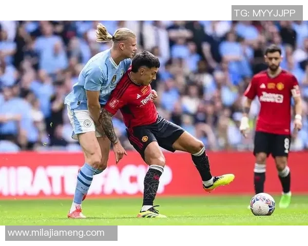 曼城与曼联2016年上半场精彩对决回顾及战术分析