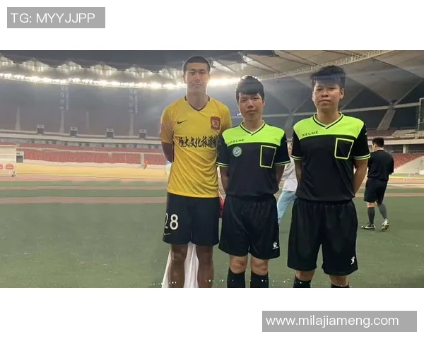 悉数到位!广东新援抵达宾馆 新赛季战术位置非常重要 悉数到位!广东新援抵达宾馆 新赛季战术位置非常重要